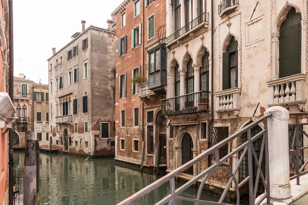 Apartment La Fenice Double Canal View Venice Italy